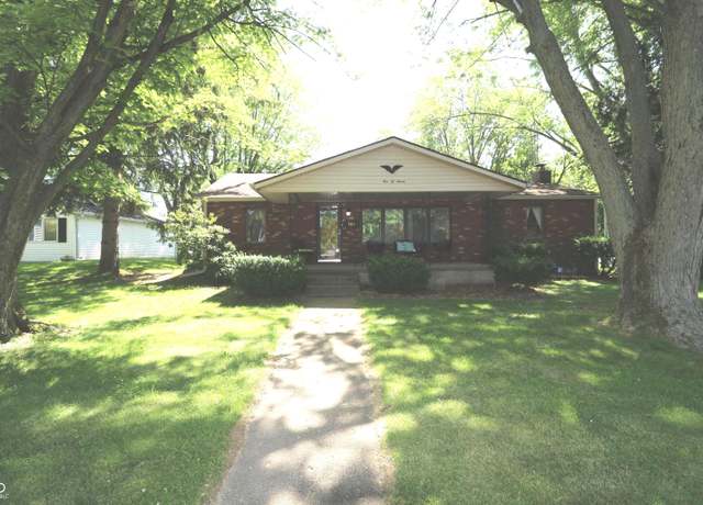 Property at 507 N Walnut St, Veedersburg, IN 47987, 2 beds, 2 baths