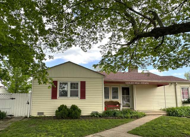 Property at 610 E Morgan St, Martinsville, IN 46151, 3 beds, 1.5 baths