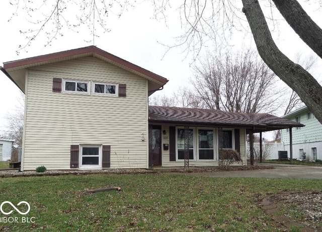 Property at 807 N Knight Cir, Marion, IN 46952, 3 beds, 2 baths