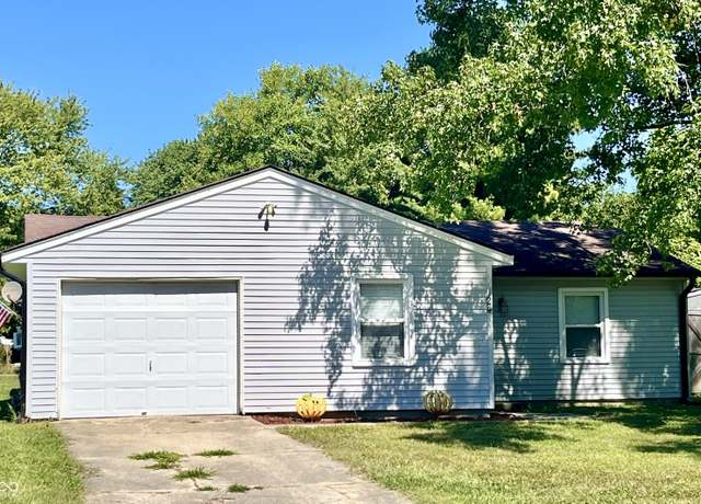 Property at 124 Brookside Dr, Hope, IN 47246, 3 beds, 1 bath
