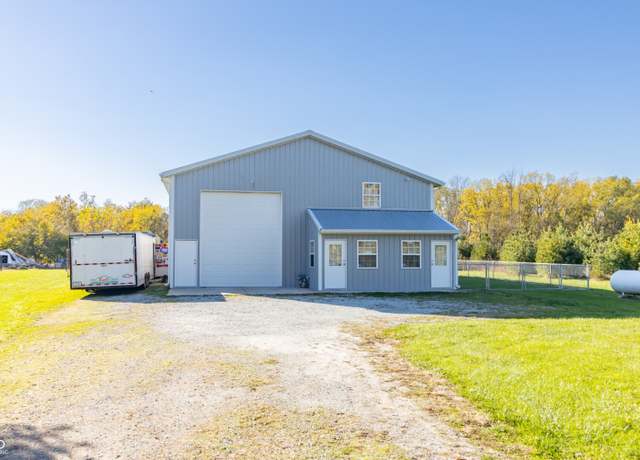 Property at 11633 N 900 W, Carthage, IN 46115, 2 beds, 1 bath