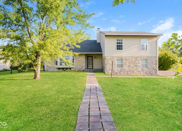 Property at 5060 Staughton Dr, Indianapolis, IN 46226, 3 beds, 2.5 baths