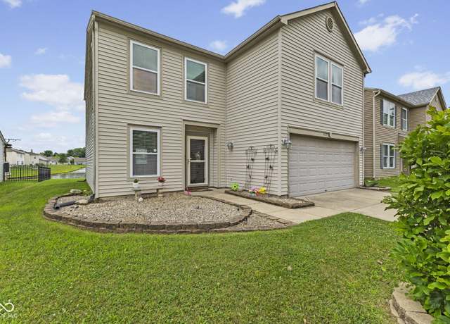 Property at 2230 Cedarmill Dr, Franklin, IN 46131, 3 beds, 2.5 baths