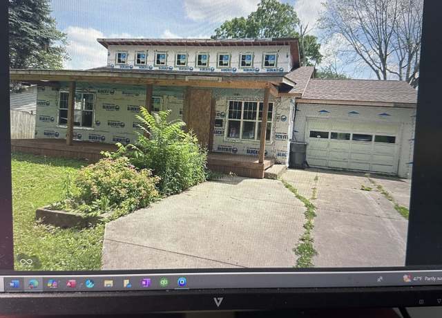 Property at 737 S Broadway St, Pendleton, IN 46064, 4 beds, 3 baths