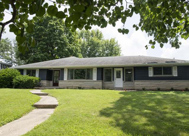 Property at 807 E Main St, Crawfordsville, IN 47933, 4 beds, 3 baths