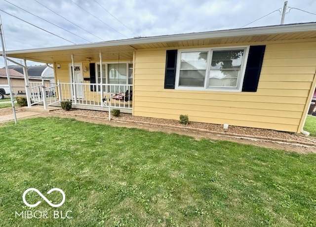 Property at 207 S Pleasant St, Edinburgh, IN 46124, 3 beds, 1 bath