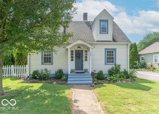 Property at 560 S Center St, Plainfield, IN 46168, 3 beds, 1.5 baths