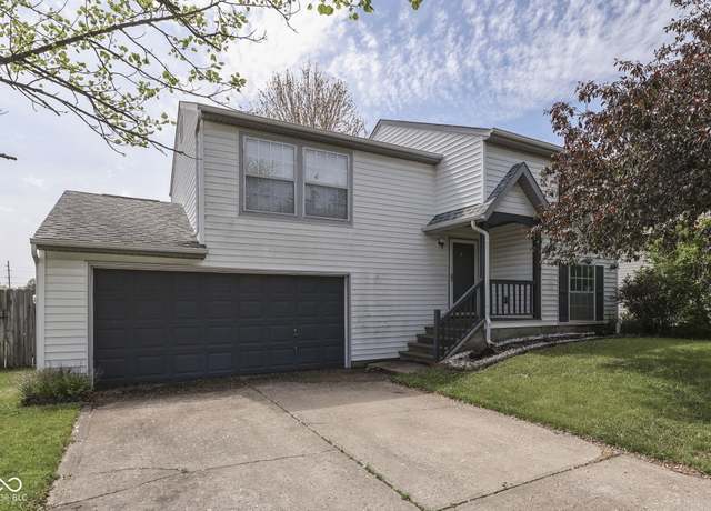 Property at 110 Meadow Creek Blvd, Whiteland, IN 46184, 3 beds, 2 baths