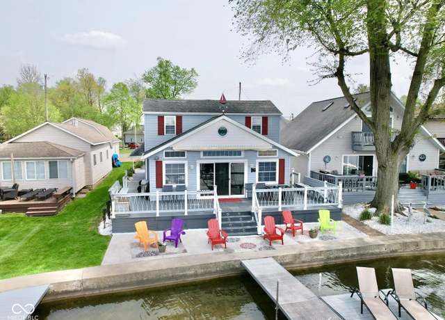 Property at 2122 Wolfs Point Dr, Rochester, IN 46975, 4 beds, 2 baths