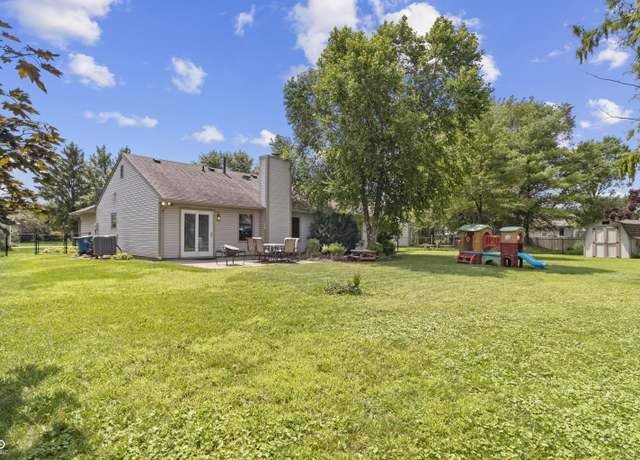Property at 12974 Shandon Ln, Fishers, IN 46038, 3 beds, 2 baths