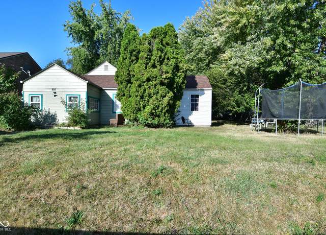 Property at 850 S Holmes Ave, Indianapolis, IN 46221, 4 beds, 1 bath