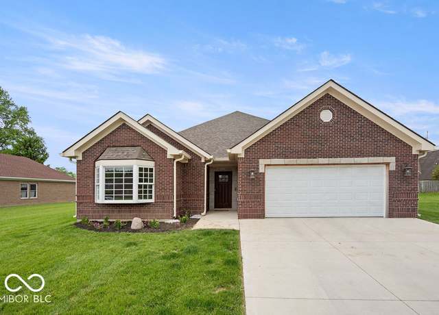 Property at 2502 Chrystal Woods Dr, Kokomo, IN 46901, 3 beds, 2 baths