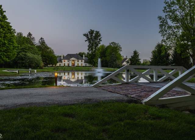 Property at 8155 Hunt Club Rd, Zionsville, IN 46077, 6 beds, 5 baths