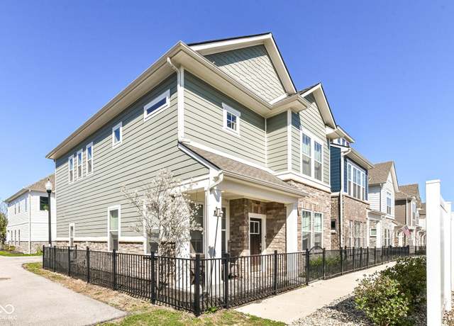 Property at 9217 Hawley Dr, Indianapolis, IN 46216, 3 beds, 2.5 baths