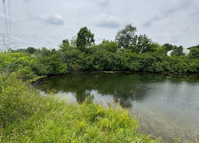 Property at 2002 Bridgeport Rd, Indianapolis, IN 46231