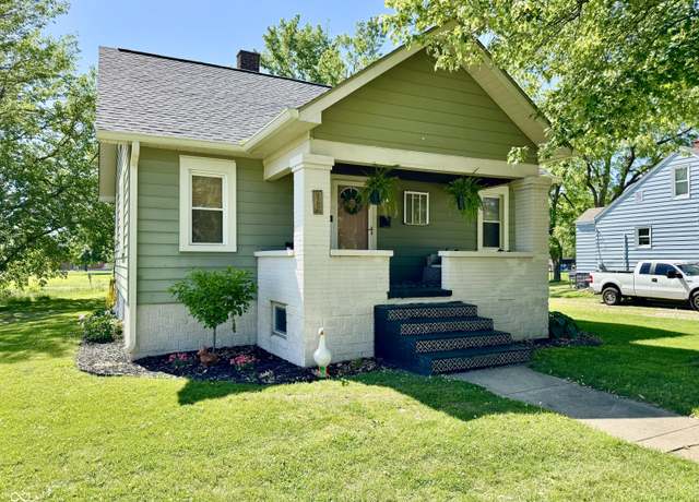 Property at 920 S Walnut St, Seymour, IN 47274, 4 beds, 1 bath