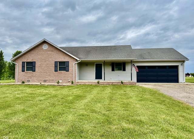 Property at 1900 Deece Dr, North Vernon, IN 47265, 3 beds, 2 baths