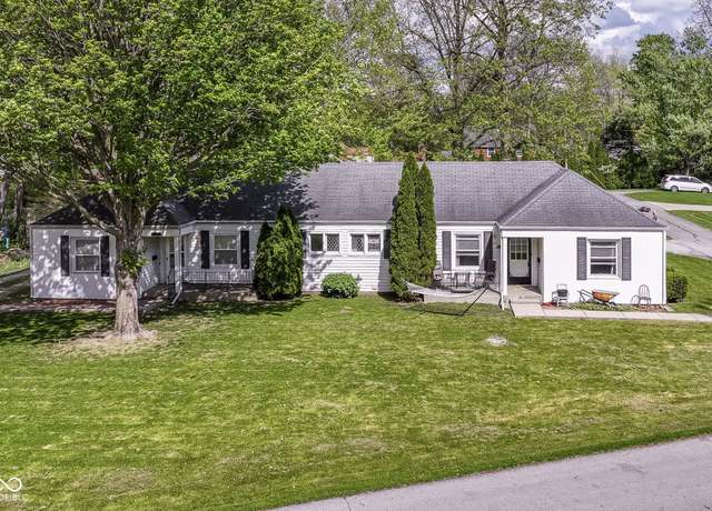 Property at 208-210 Donnelly Dr, Anderson, IN 46011, 418 baths