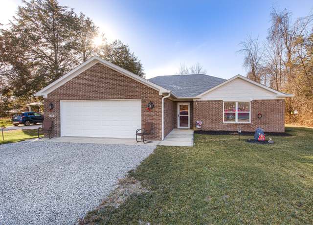 Property at 310 Jefferson, Coatesville, IN 46121, 3 beds, 2 baths