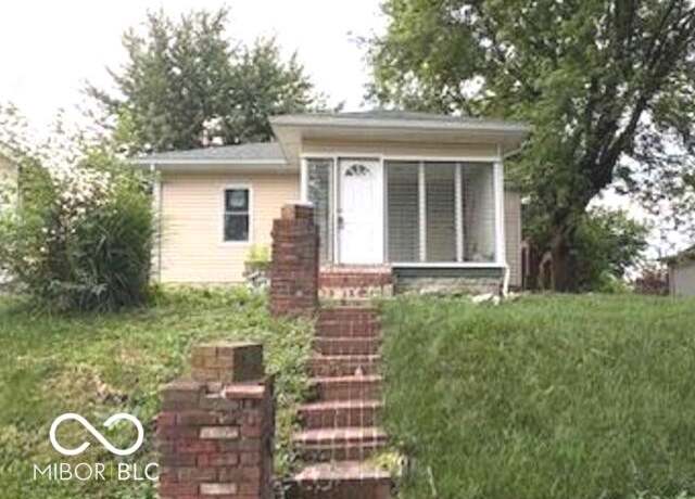 Property at 252 Ringwood Way, Anderson, IN 46013, 2 beds, 1.5 baths