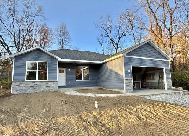 Property at 425 Gettysburg, Coatesville, IN 46121, 3 beds, 2 baths
