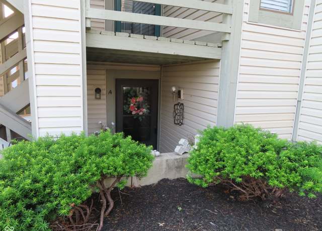 Property at 2931 Eagles Crest Cir, Indianapolis, IN 46214, 2 beds, 1 bath
