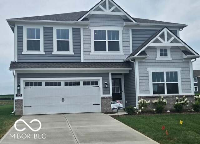 Property at 2231 Hemlock Cir, Greenfield, IN 46140, 5 beds, 3 baths