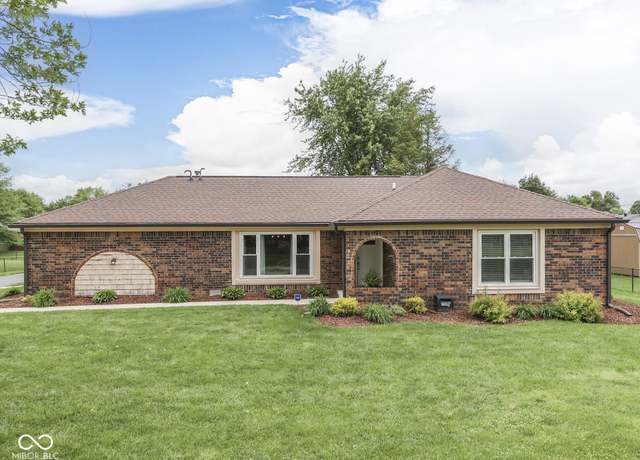 Property at 2010 Alexandria Dr, Greenfield, IN 46140, 3 beds, 2 baths