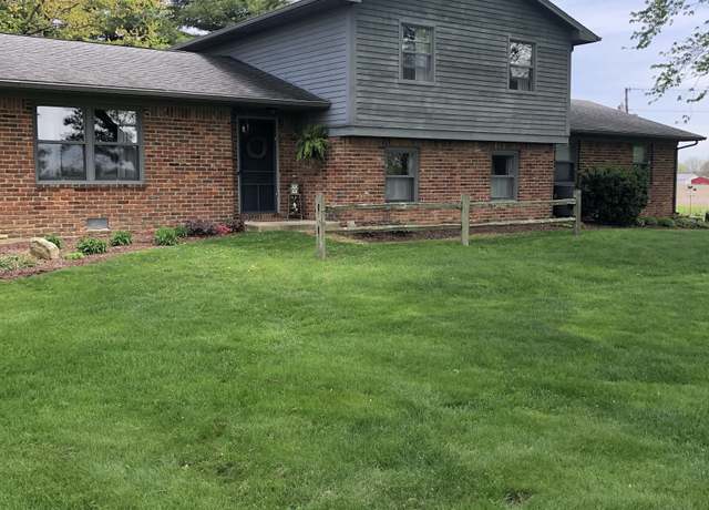 Property at 21749 Oak Ridge Rd, Sheridan, IN 46069, 4 beds, 2.5 baths