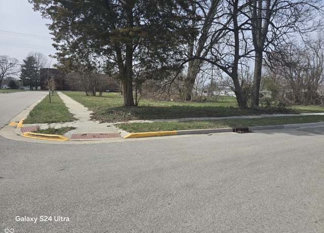 Property at 1227,1229,1231 S 13th Half St, Terre Haute, IN 47802