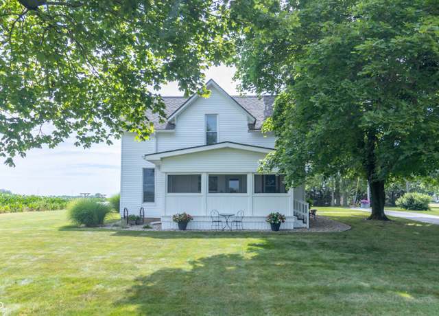 Property at 6045 N 300 W, Greenfield, IN 46140, 3 beds, 1 bath