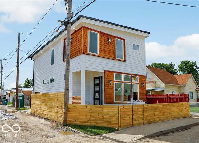 Property at 514 Spruce St, Indianapolis, IN 46203, 3 beds, 2.5 baths