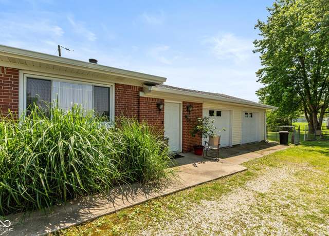 Property at 5719 N Frontage Rd, Fairland, IN 46126, 3 beds, 1 bath