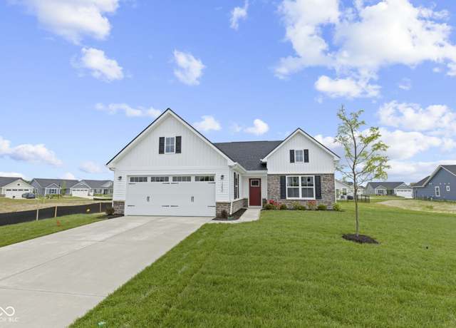 Property at 1202 Brightwood Cir, Greenfield, IN 46140, 3 beds, 2 baths