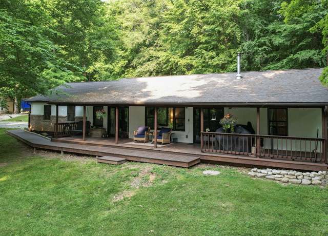 Property at 13309 E Hillview Ln, Solsberry, IN 47459, 3 beds, 2 baths
