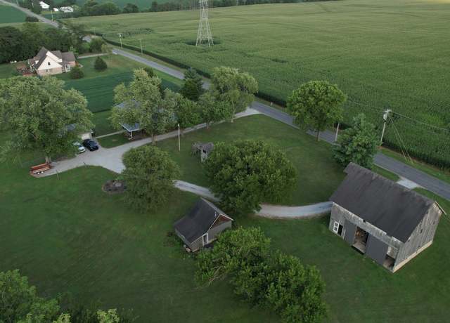 Property at 936 W 375 N, Greenfield, IN 46140, 3 beds, 2 baths