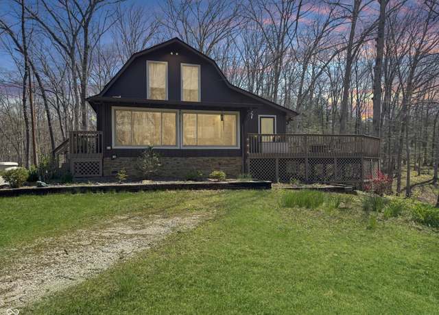 Property at 737 Creamer Dr, Nashville, IN 47448, 3 beds, 2 baths