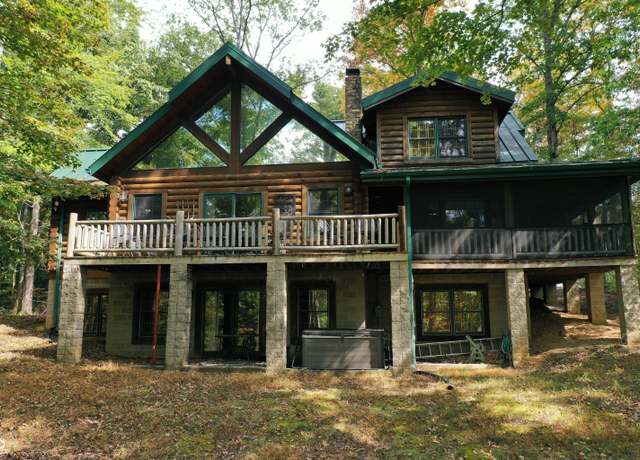 Property at 7275 Hamilton Creek Rd, Nashville, IN 47448, 5 beds, 3.5 baths