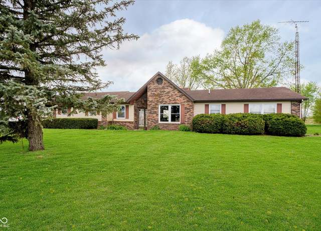 Property at 3224 N 1175 W, Kempton, IN 46049, 3 beds, 2 baths