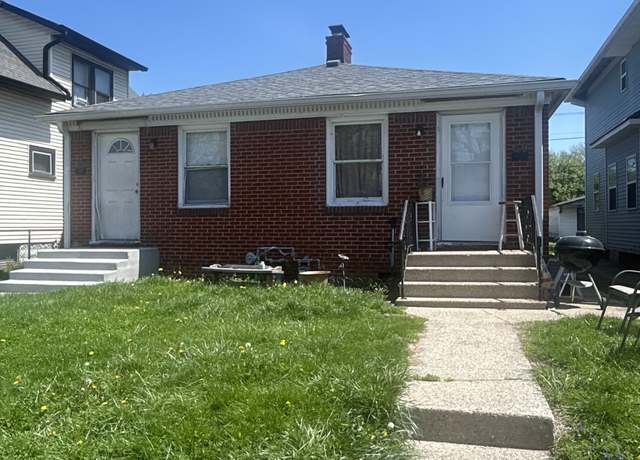 Property at 27 S Chester Ave, Indianapolis, IN 46201, 1 bed, 2 baths