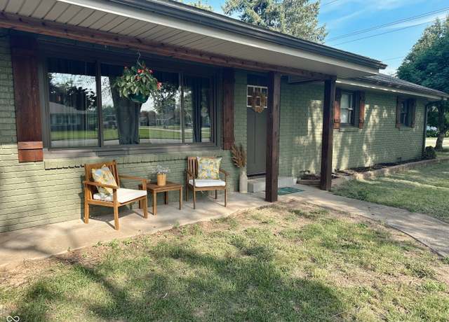 Property at 410 Hawthorn Ct, Seymour, IN 47274, 3 beds, 1.5 baths