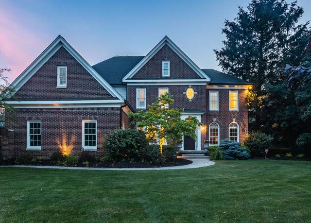 Property at 15920 Oak Park Ct, Westfield, IN 46074, 5 beds, 4 baths