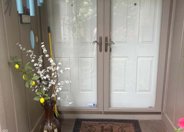 Property at 5146 Ridgeview Way, Avon, IN 46123, 3 beds, 2 baths