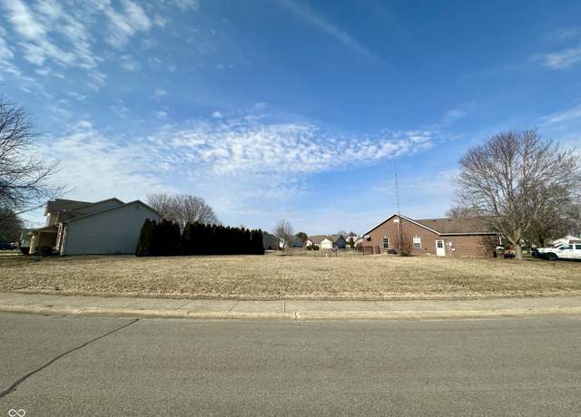 Property at 6122 Prairie Stream Way, Columbus, IN 47203