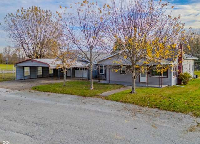 Property at 943 N 12th St, Elwood, IN 46036, 3 beds, 1 bath