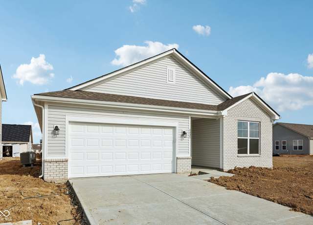 Property at 4825 Topaz Pointe Blvd, Lawrence, IN 46235, 3 beds, 2 baths