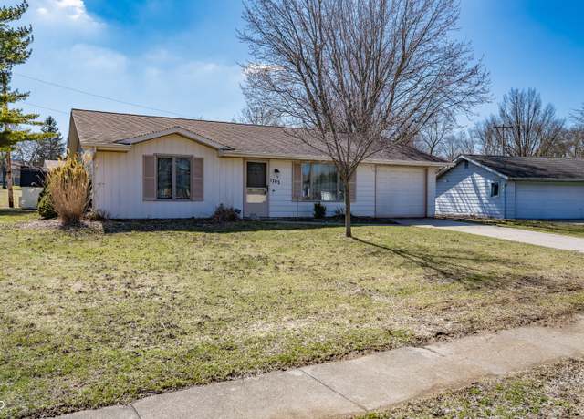 Property at 1303 Superior Dr, Auburn, IN 46706, 3 beds, 1.5 baths