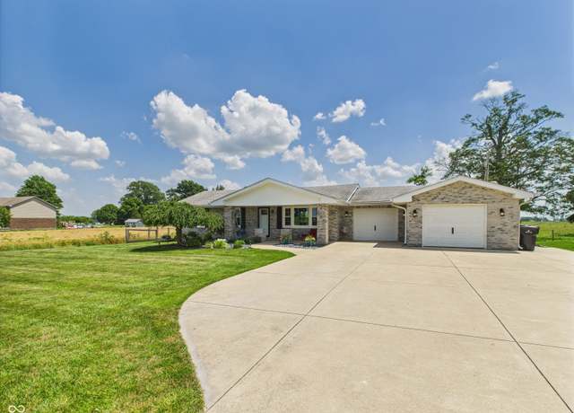 Property at 4511 W 300 S, Anderson, IN 46011, 4 beds, 2 baths