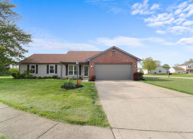 Property at 2102 Coldwater Cir, Indianapolis, IN 46239, 3 beds, 2 baths