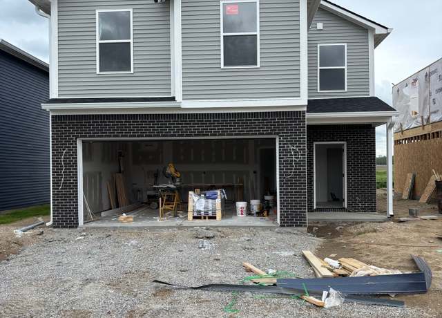Property at 1439 Elm St, Martinsville, IN 46151, 4 beds, 2.5 baths